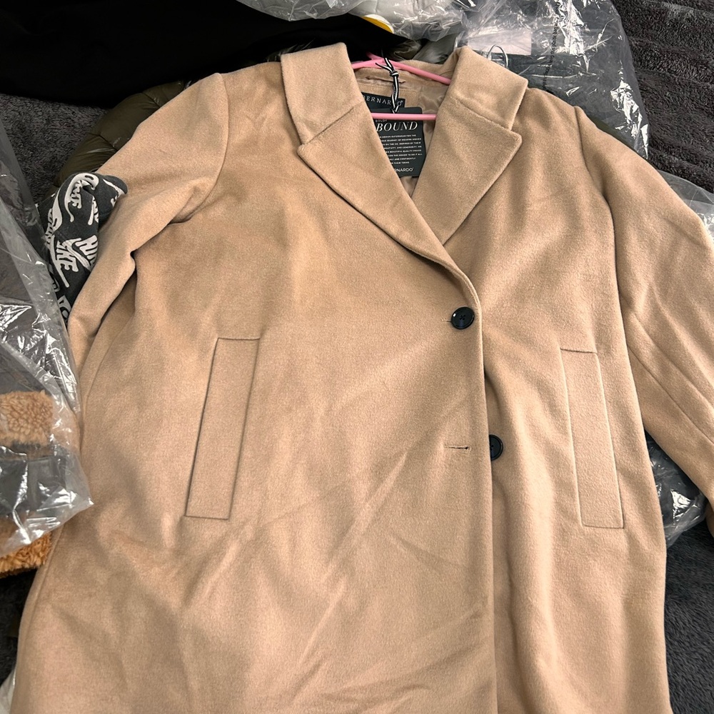 Bernardo oversied Women's Tan Coat